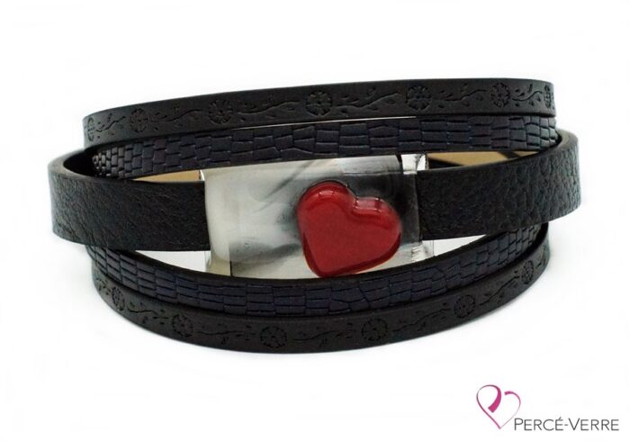 Valentine's Day bracelet 2022-drilled-glass (7).drilled-glass