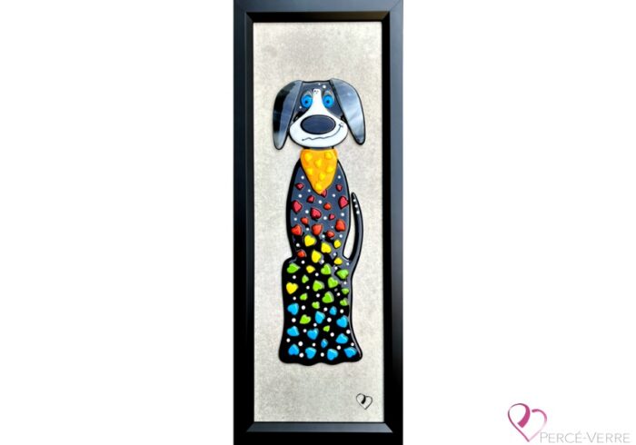 Chien Serge, unique creation in fused glass, Collection Chiens Percé-Verre, contemporary animal art and Art Deco wall decor.