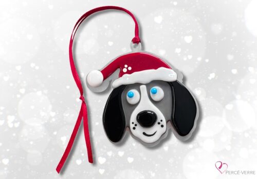 Ornement chien au chapeau de Noël en verre fusionné fait au Québec – Percé-Verre